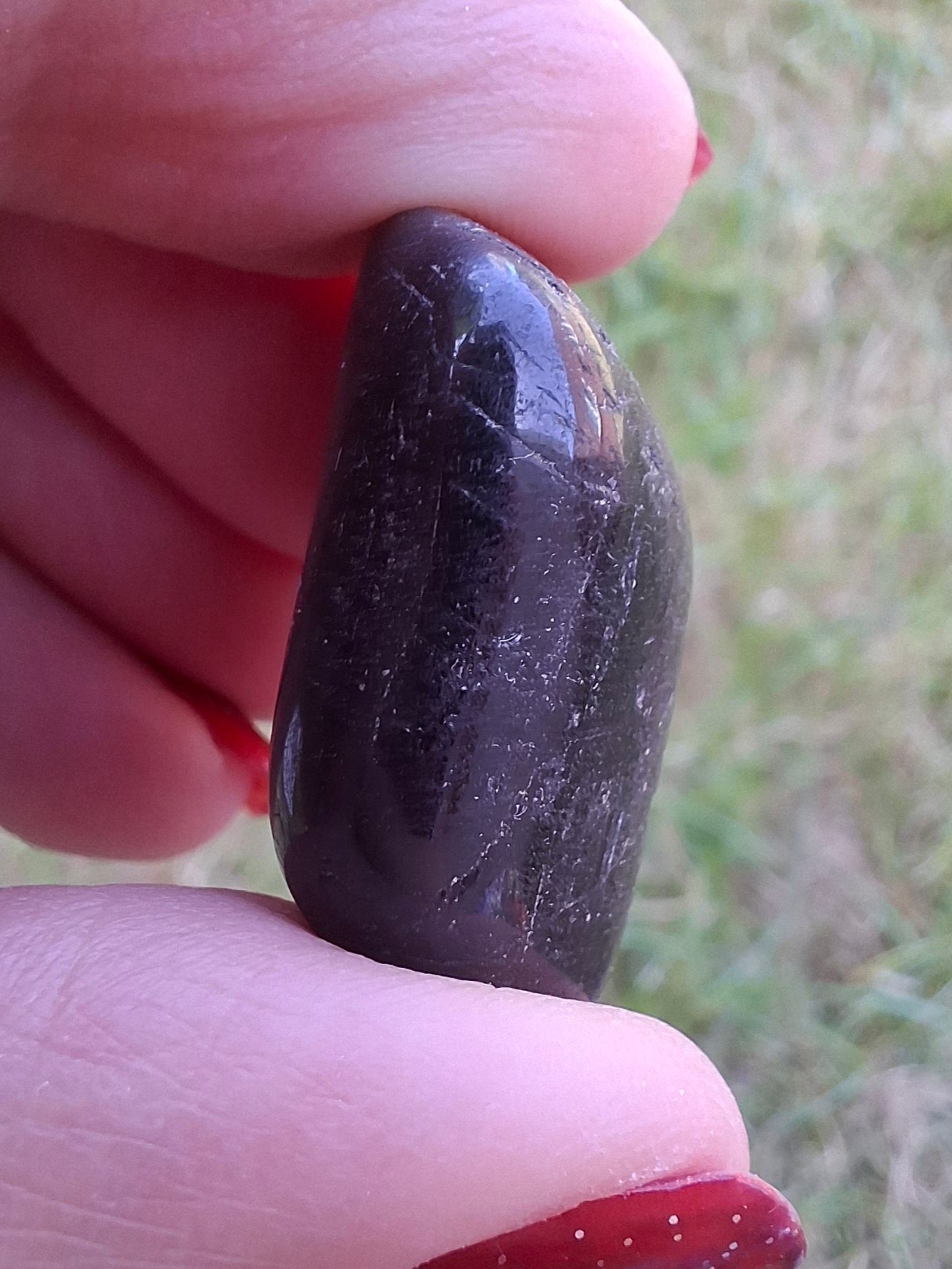 Black Tourmaline, Tumble Stone, Crystal (Ref: T221)