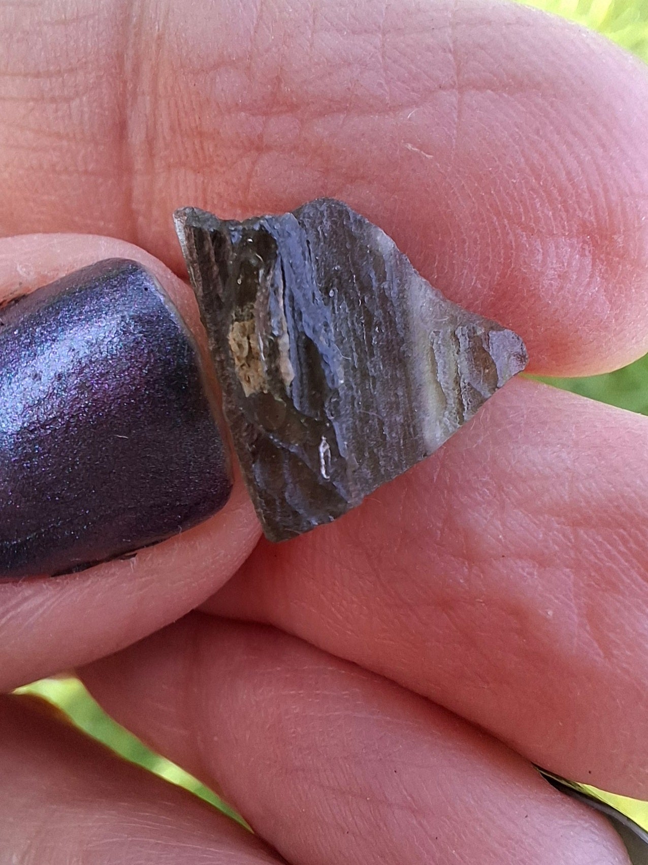Moldavite Piece, 0.85g, Tektite (Ref: 1396)