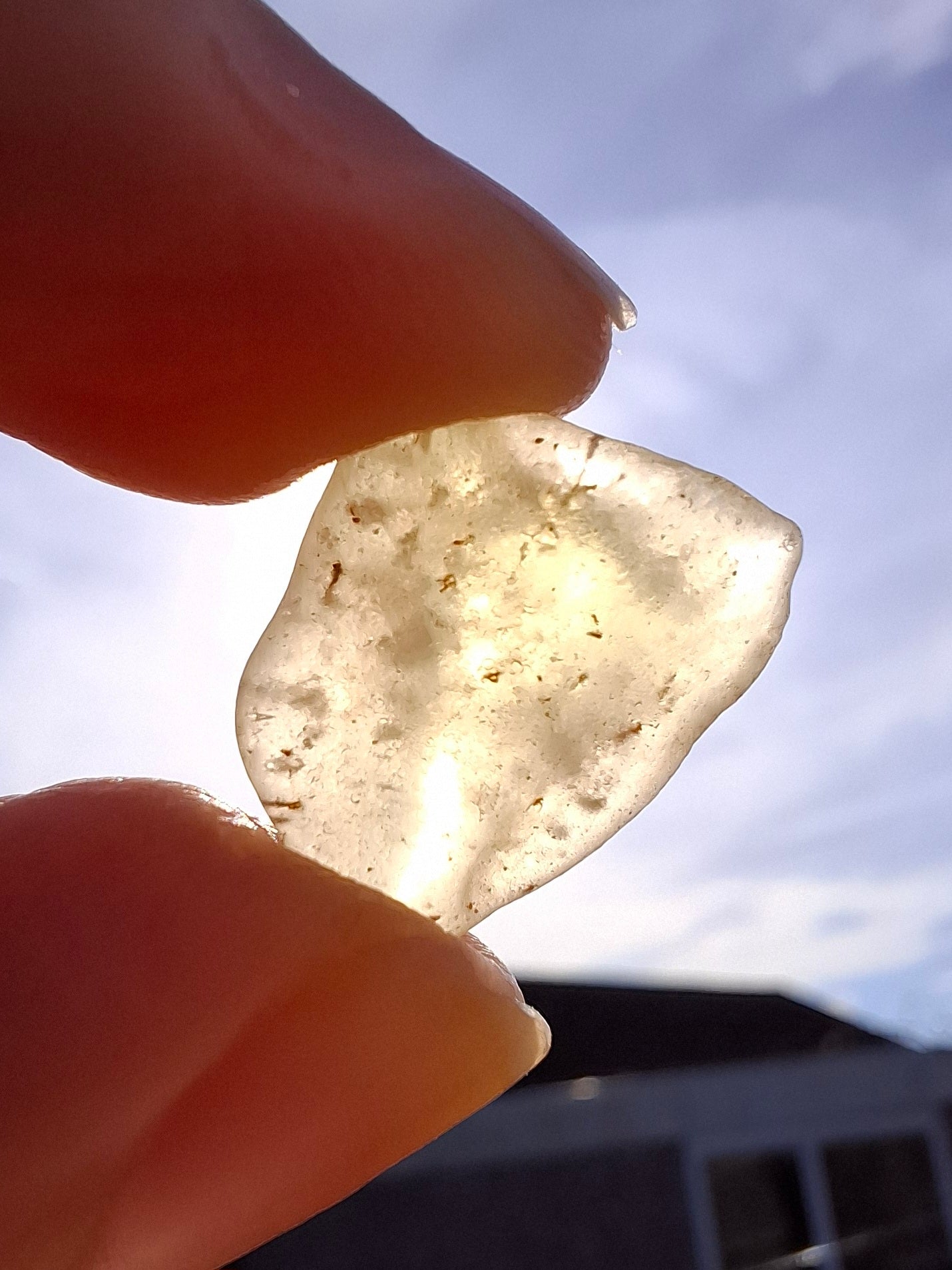 Libyan Desert Glass small Piece, 2.11g, Tektite (Ref: L1345)