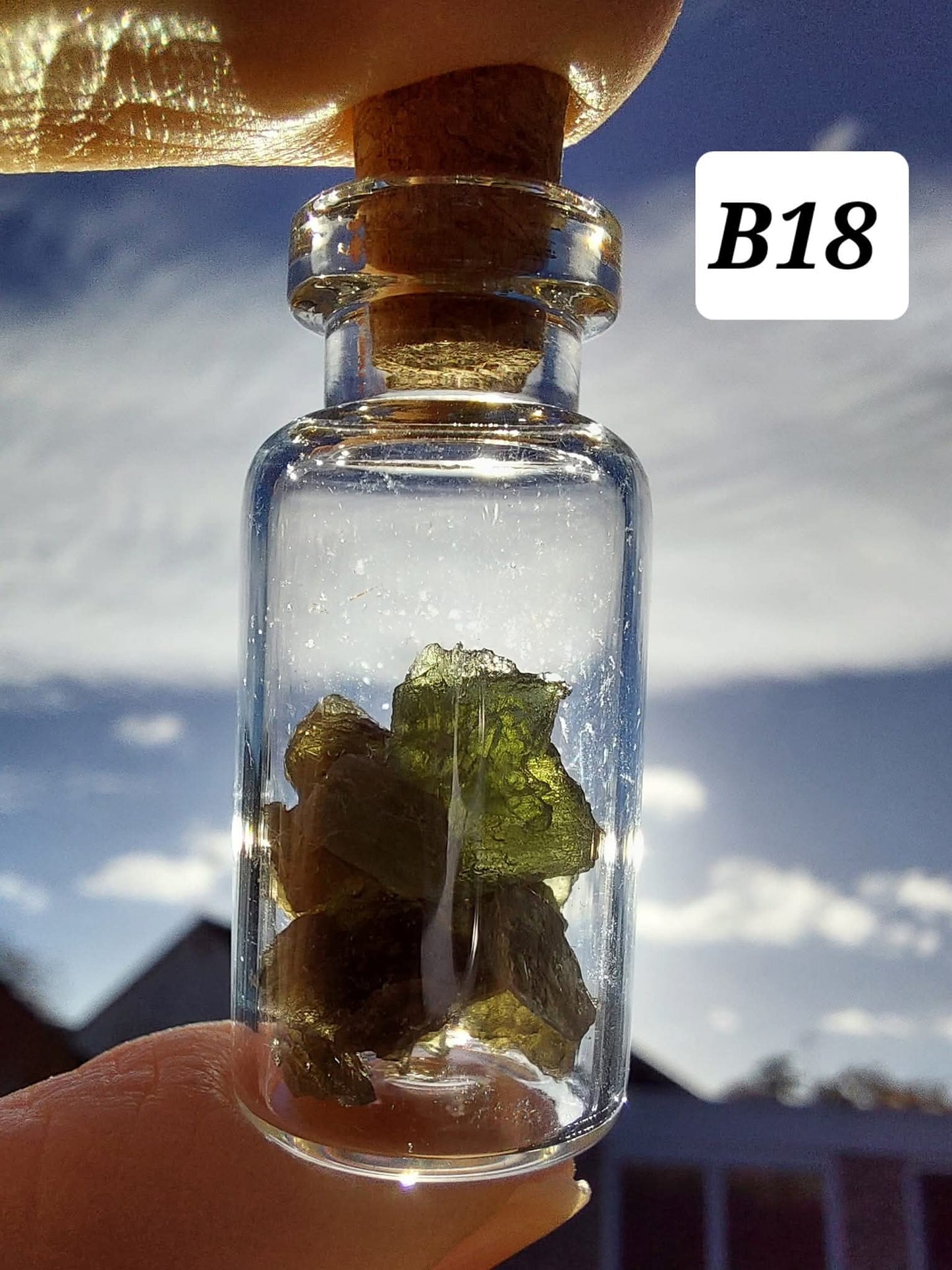 Moldavite chips (2.00g) in 3ml glass Bottle, Tektite (Ref: B18)