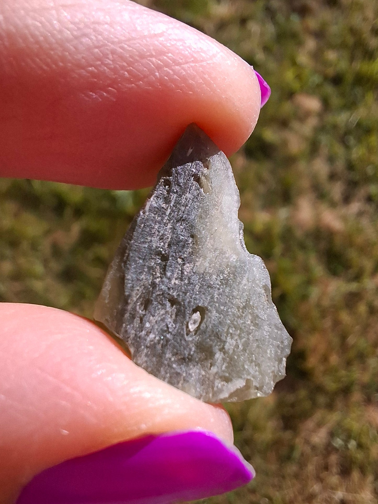 Moldavite Piece, 1.30g, Tektite (Ref: 1434)