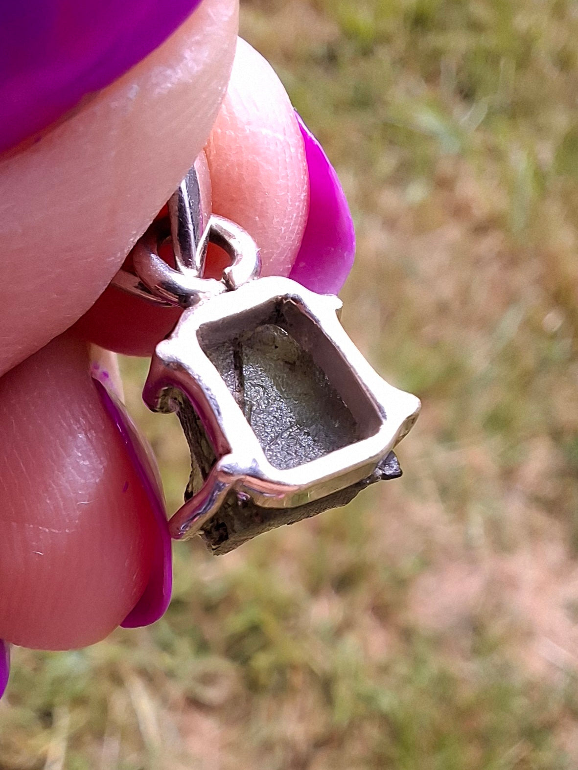 Moldavite Claw Pendant, 925 Silver, Tektite (Ref: P20)