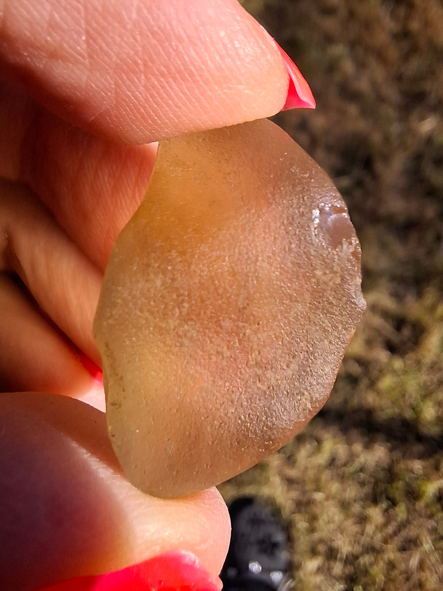 Libyan Desert Glass (darker) Piece, 9.54g, Tektite (Ref: L1371)