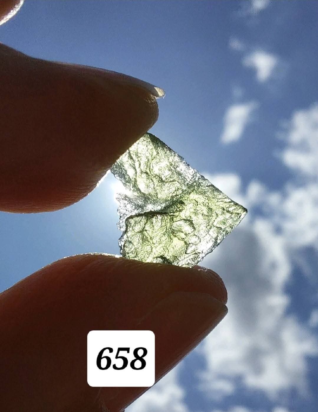 Moldavite Piece, 0.60g, Tektite (Ref: 658)