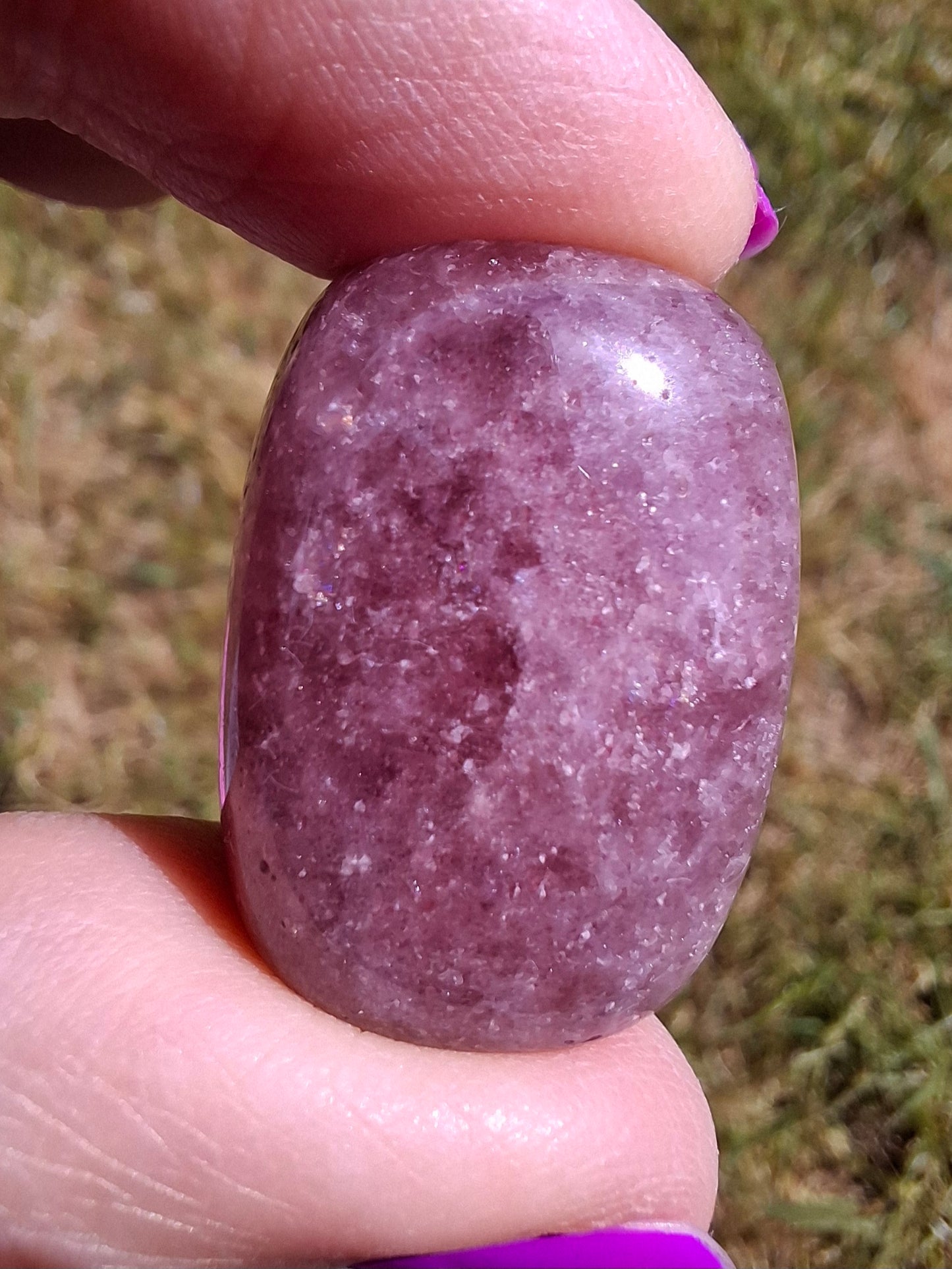 Strawberry Quartz, Tumble Stone, Crystal (Ref: T13)