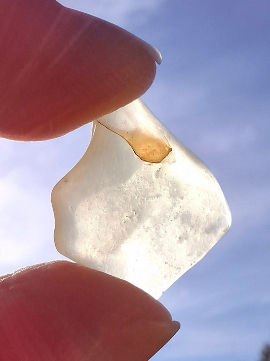 Libyan Desert Glass small Piece, 2.38g, Tektite (Ref: L1353)