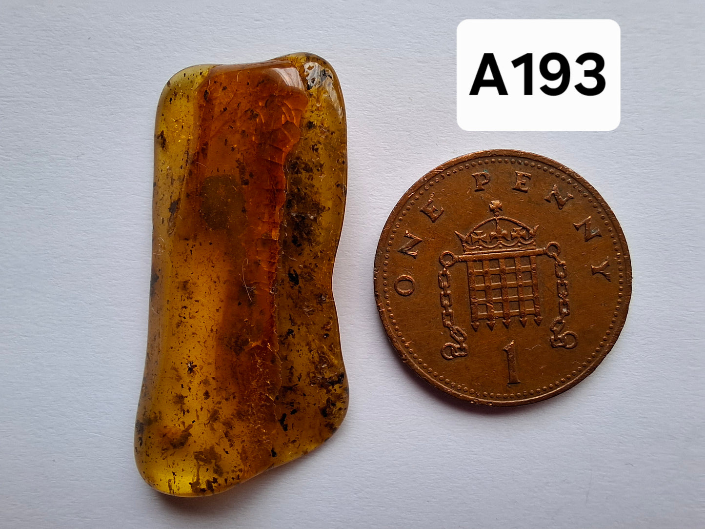Baltic Amber, 1.84g, Fossil (Ref: A193)