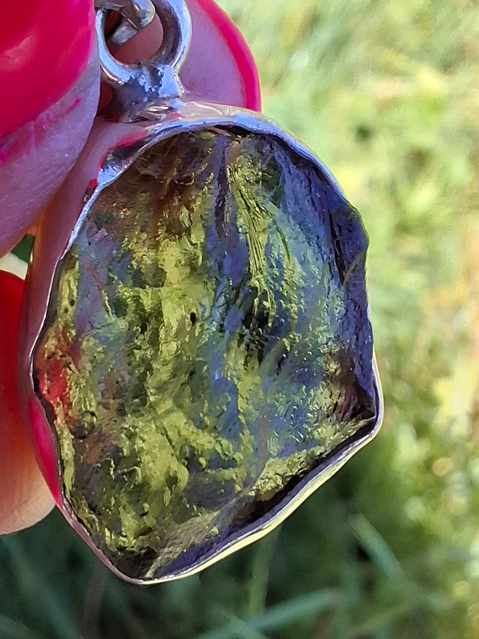 Moldavite Pendant, 925 Silver, Tektite (Ref: P441)