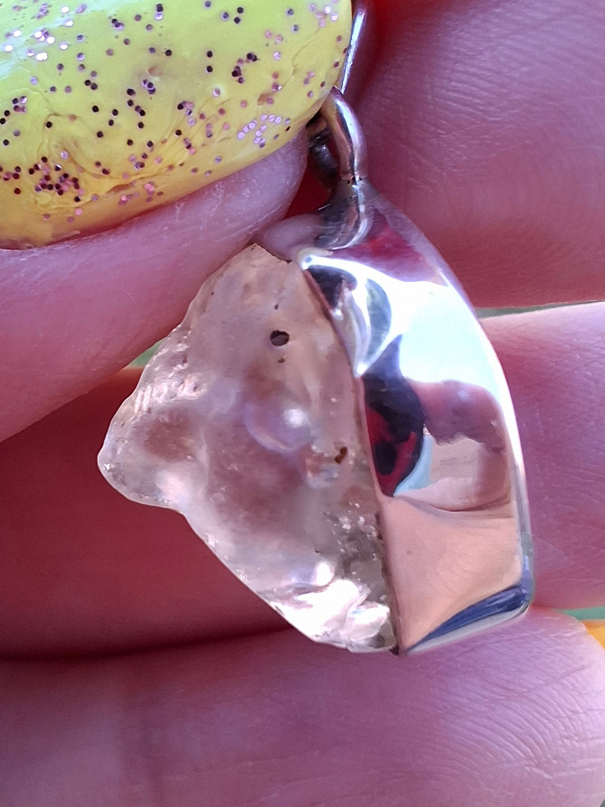 Libyan Desert Glass Pendant, 925 Silver, Tektite (LP103)