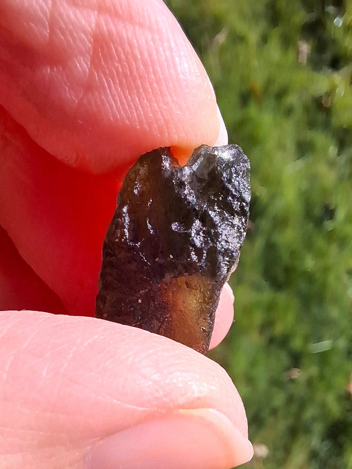 Moldavite Piece, 2.26g, Tektite (Ref: 1336)