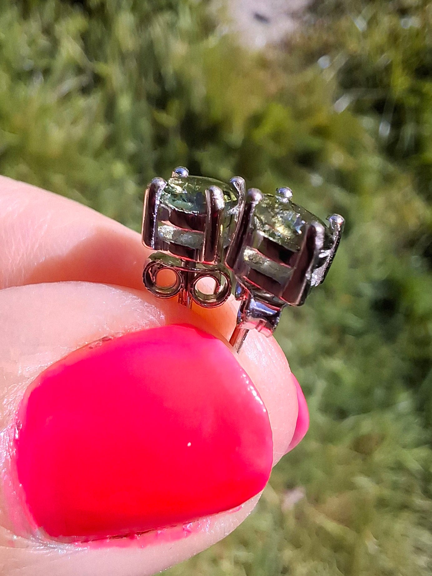 Moldavite (faceted), 5mm, STUD EARRINGS, 925 Silver, Tektite (Ref: Pair53)