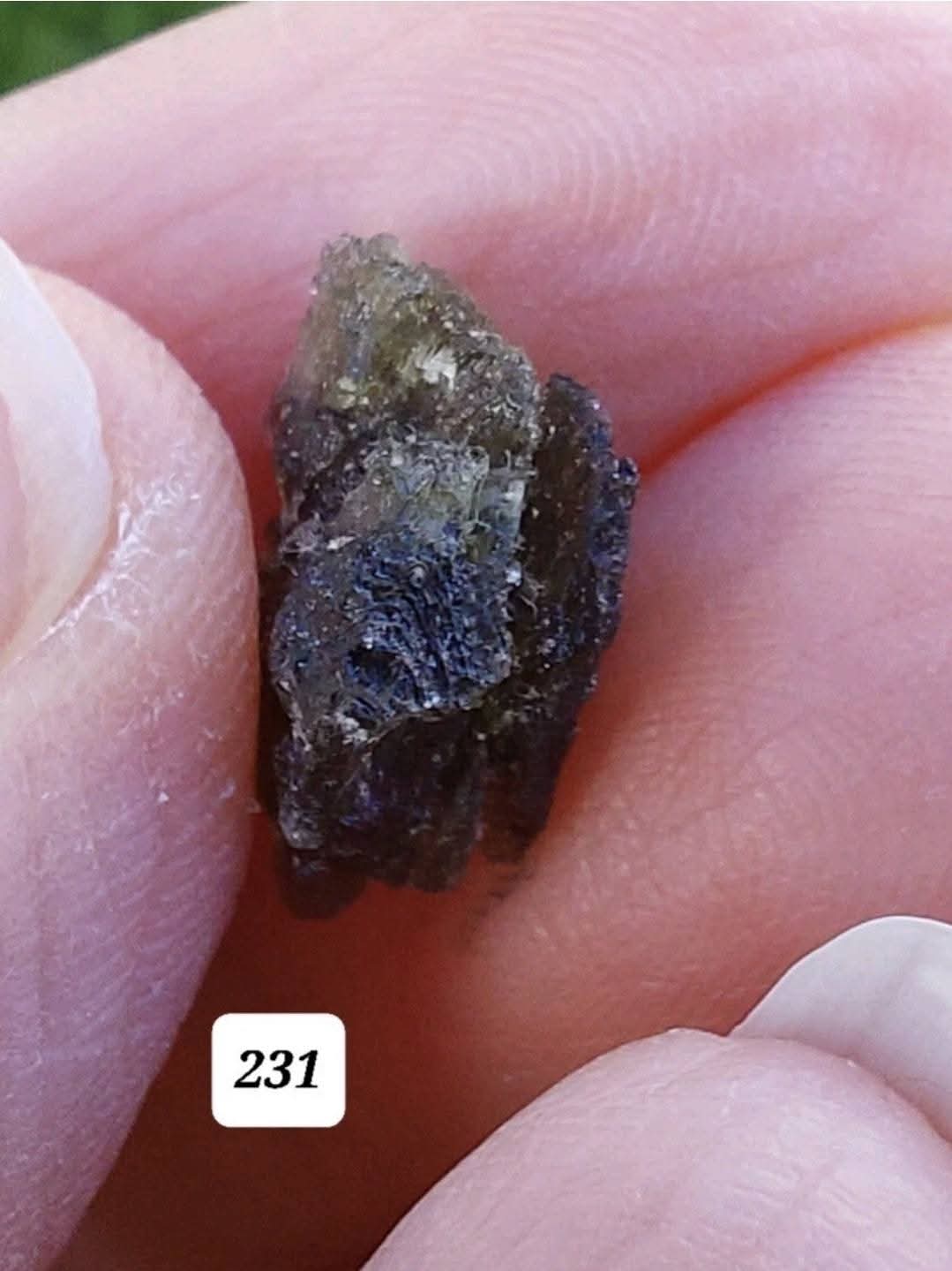 Moldavite Piece, 0.87g, Tektite (Ref: 231)