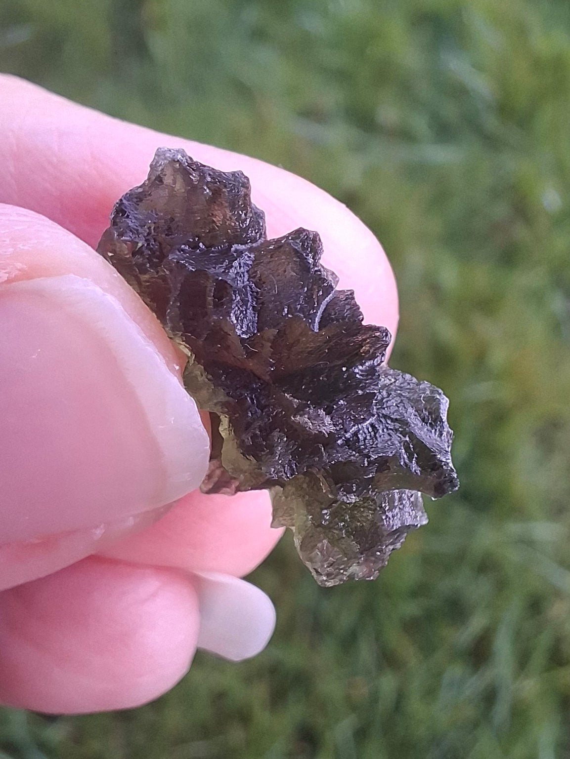 Moldavite Piece, JEZKOVNA BESEDNICE, 2.05g, Tektite (Ref: 1275)