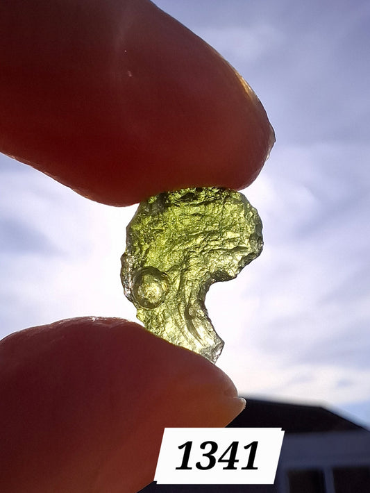 Moldavite Piece, 1.24g, Tektite (Ref: 1341)