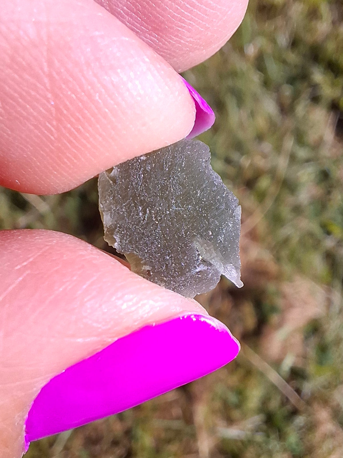 Moldavite Piece, 0.87g, Tektite (Ref: 1453)