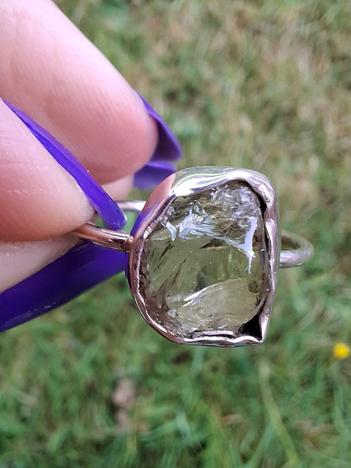 Libyan Desert Glass Ring, size large V, 925 Silver, Tektite (Ref: LR60)