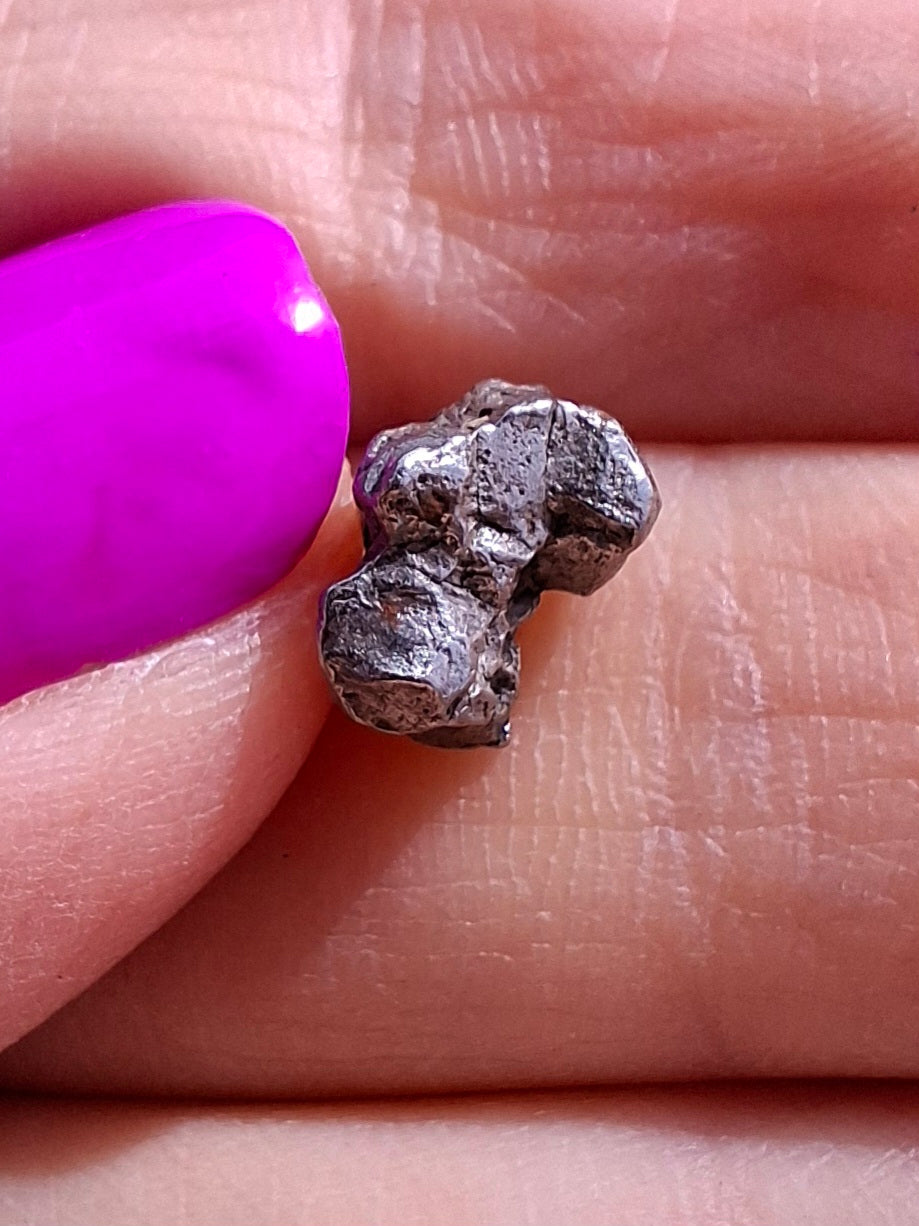 Campo del Cielo, 1.18g, Nickel Iron Meteorite (Ref: C10)