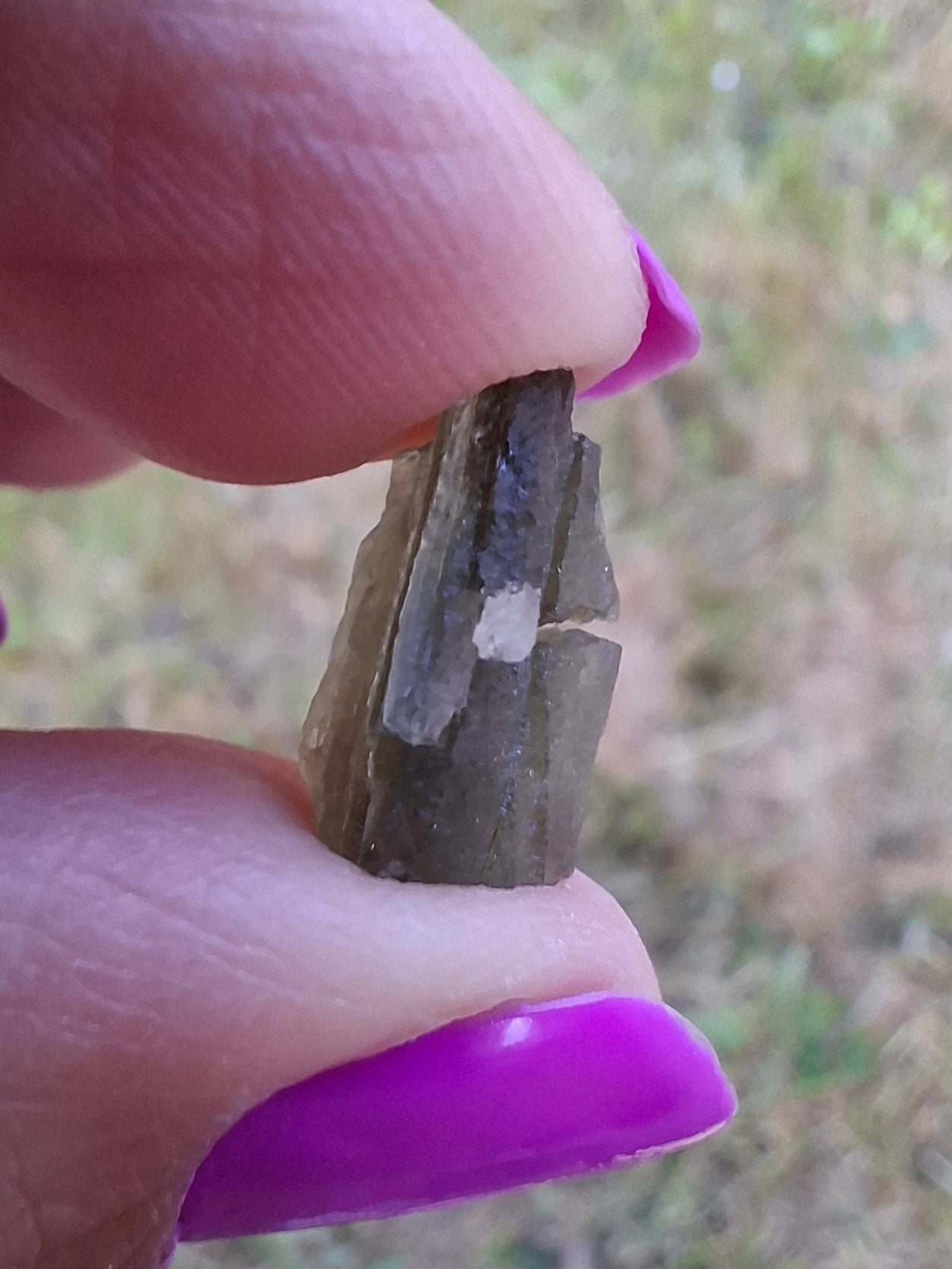 Moldavite Piece, 1.00g, Tektite (Ref: 1442)