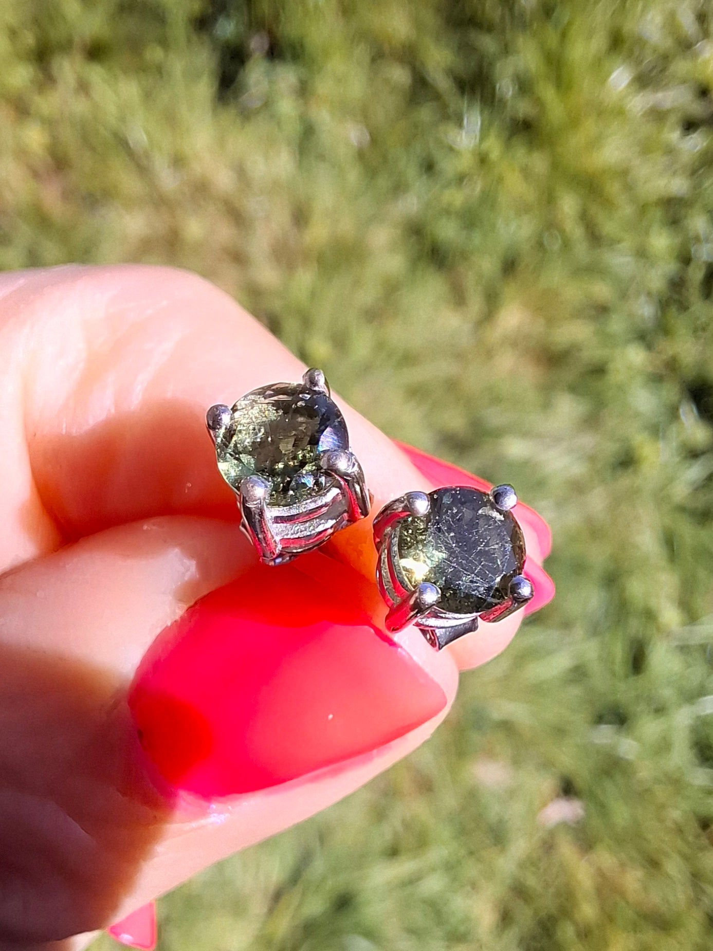 Moldavite (faceted) 5mm STUD EARRINGS, 925 Silver, Tektite (Ref: Pair50)