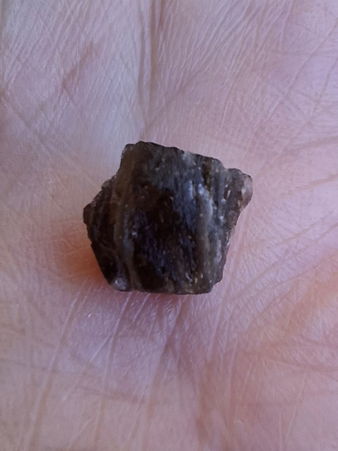 Moldavite Piece, 0.59g, Tektite (Ref: 1472)