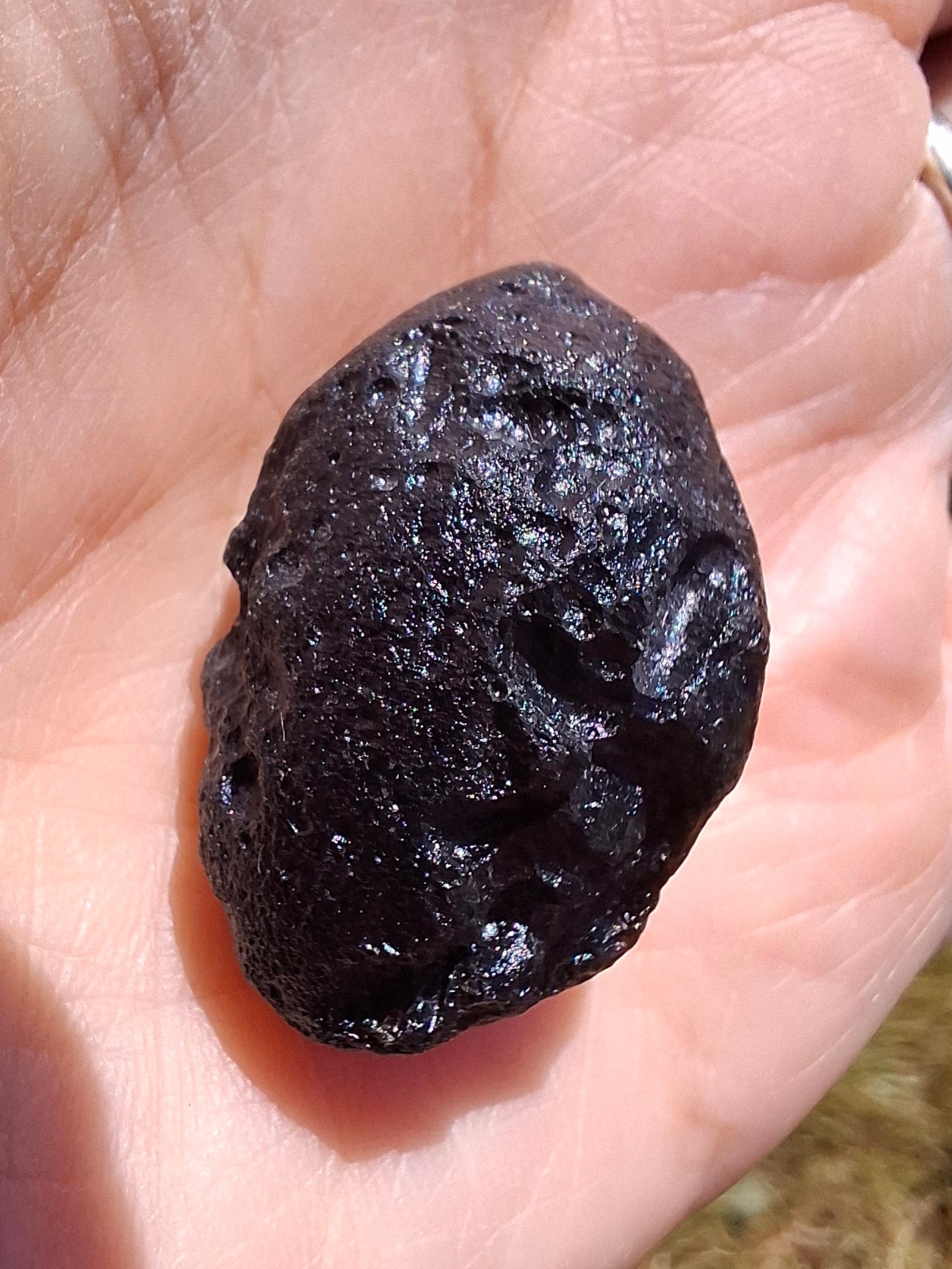Guang Dong (Chinese), 10.55g, Tektite