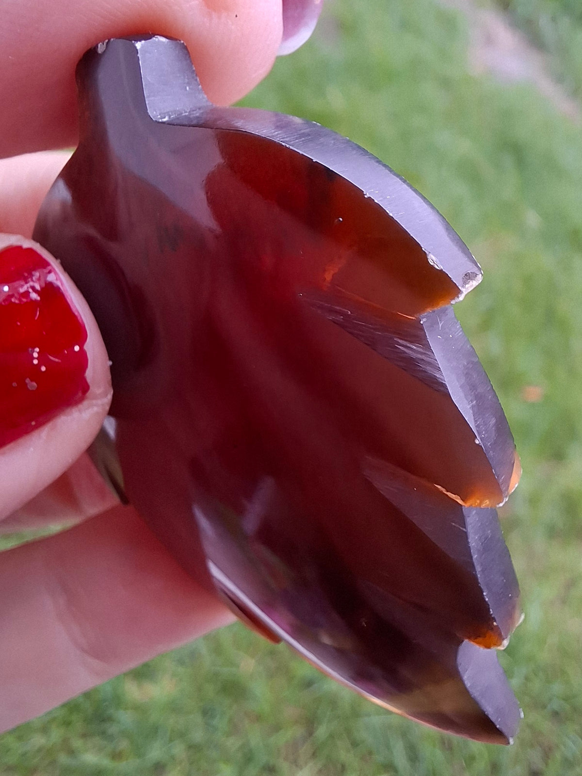 Red Amber Leaf Carving, 7.89g, Fossil (Ref: Leaf4)
