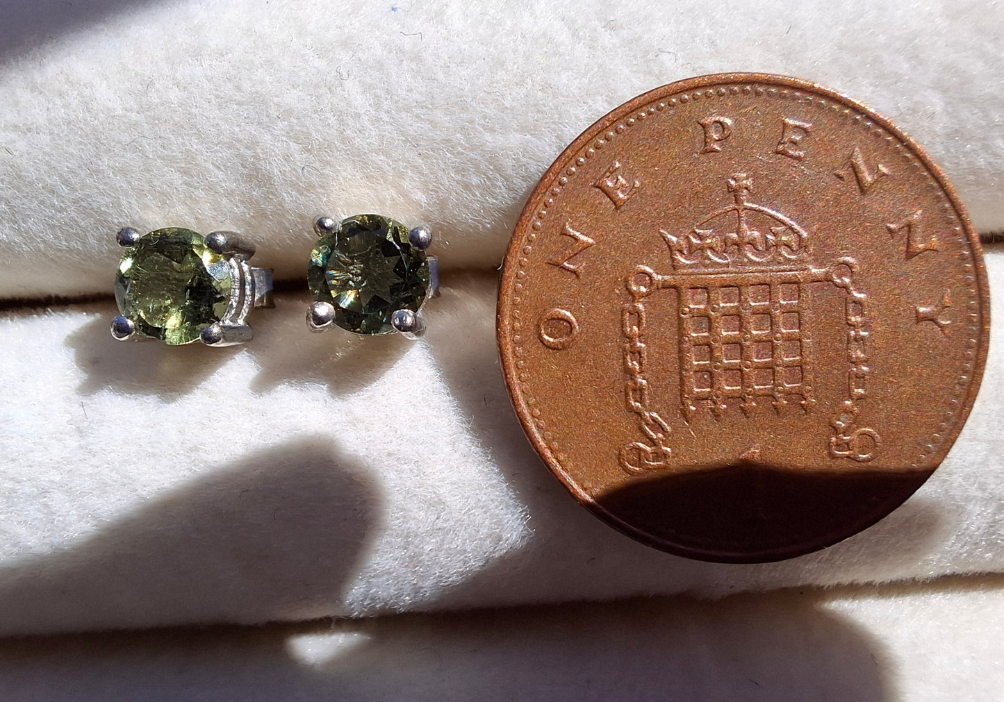 Moldavite (faceted) 5mm STUD EARRINGS, 925 Silver, Tektite (Ref: Pair 39)