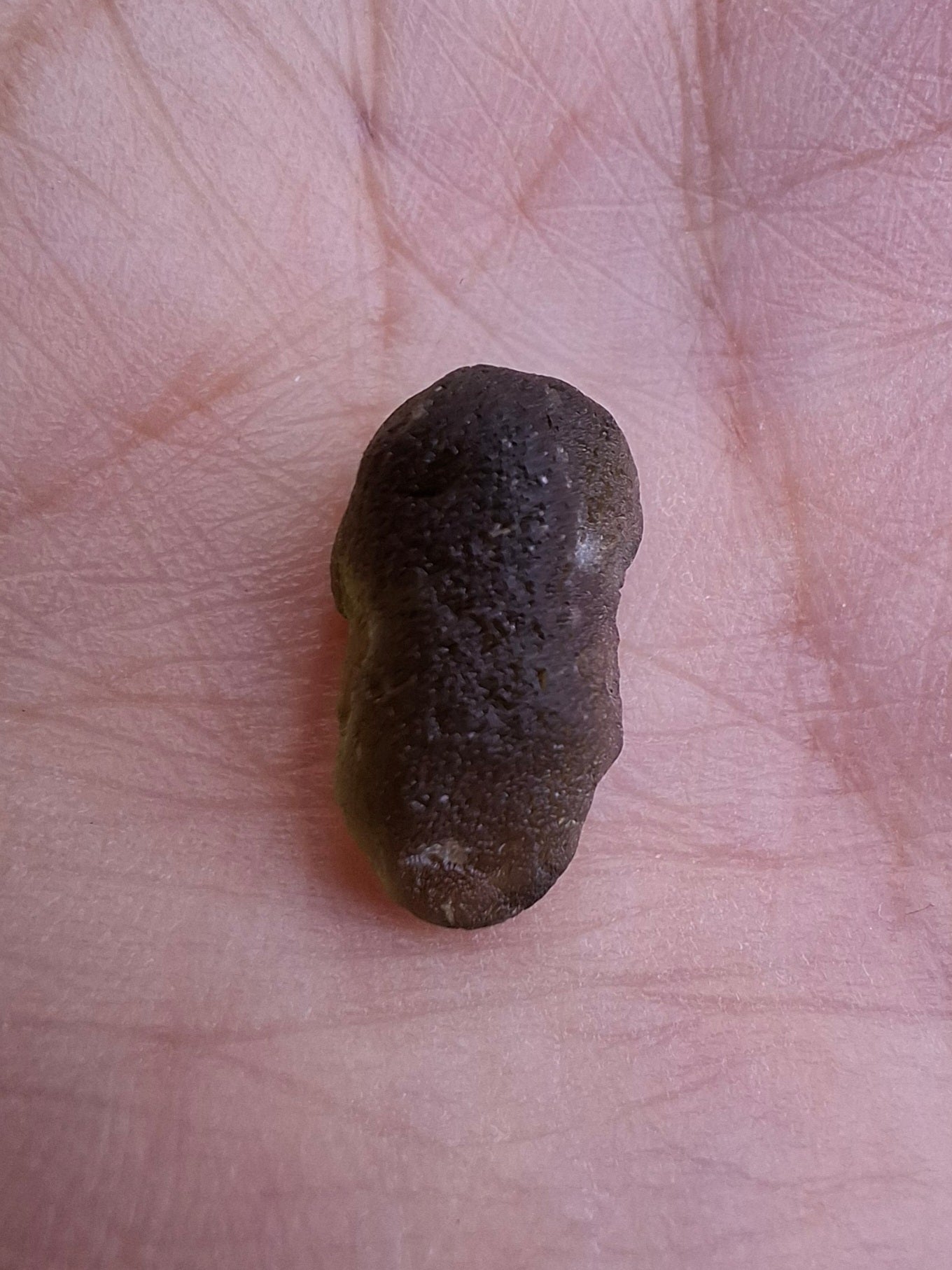 Moldavite Piece, 0.93g, Tektite (Ref: 1415)