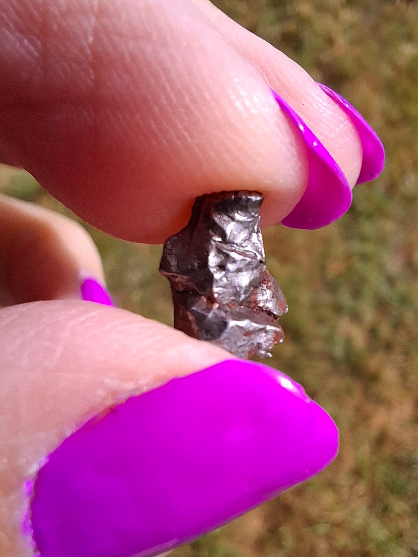 Campo del Cielo, 0.95g, Nickel Iron Meteorite (Ref: C2)