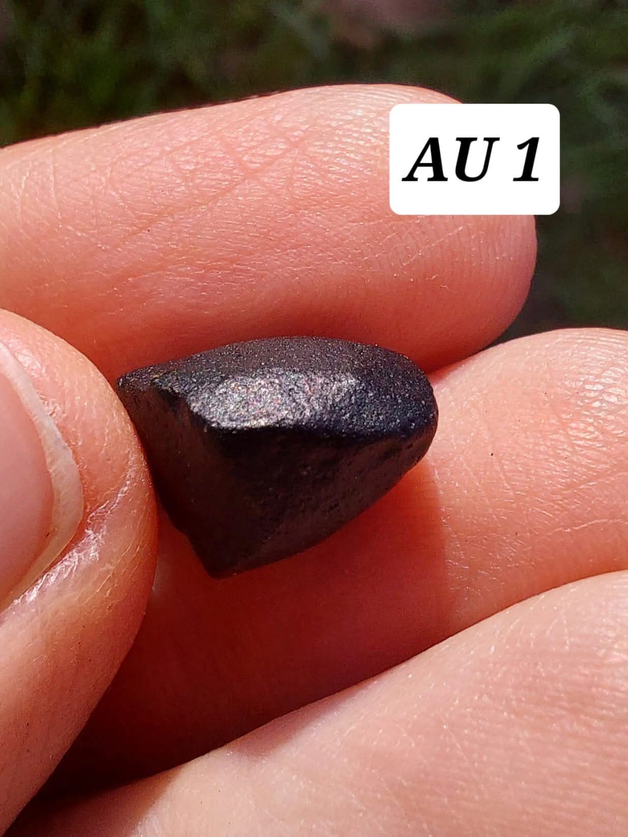 Australite, 1.54g, Tektite (Ref: AU1)