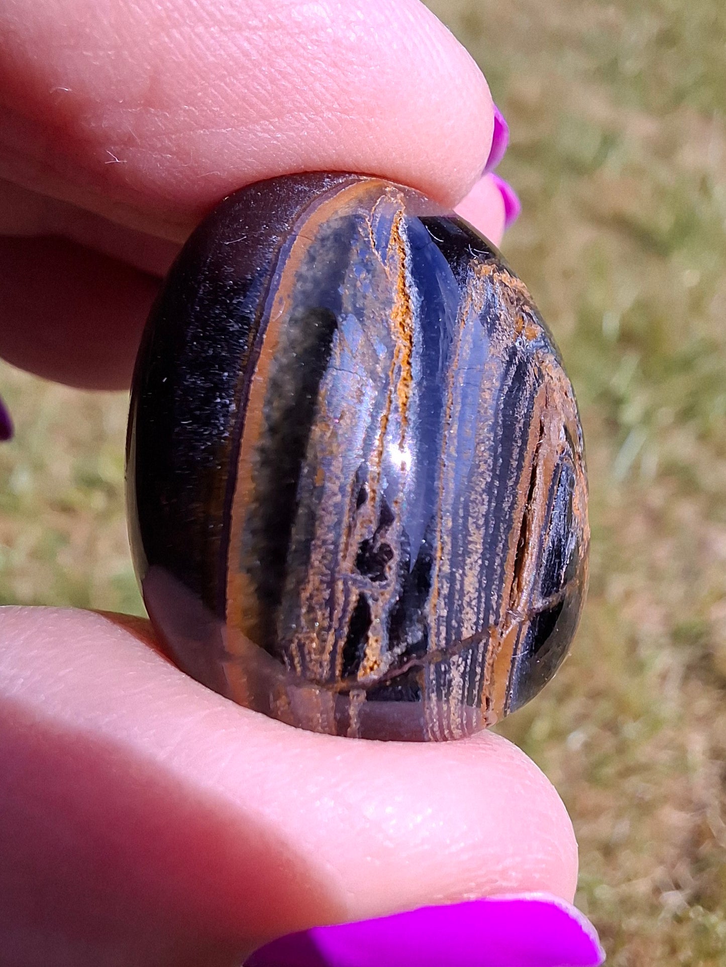Blue Tigers Eye, Tumble Stone, Crystal (Ref: T24)