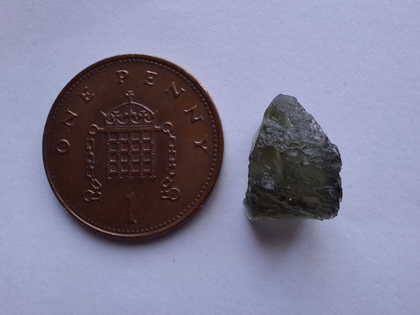 Moldavite Piece, 0.81g, Tektite (Ref: 1400)