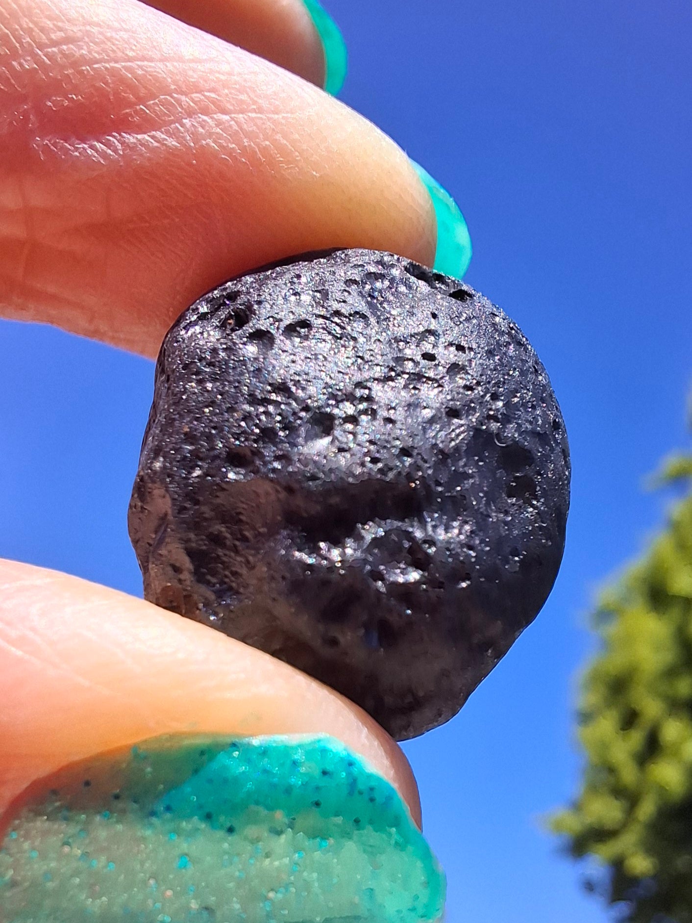 Philippinite (Rizalite), 9.75g, Tektite