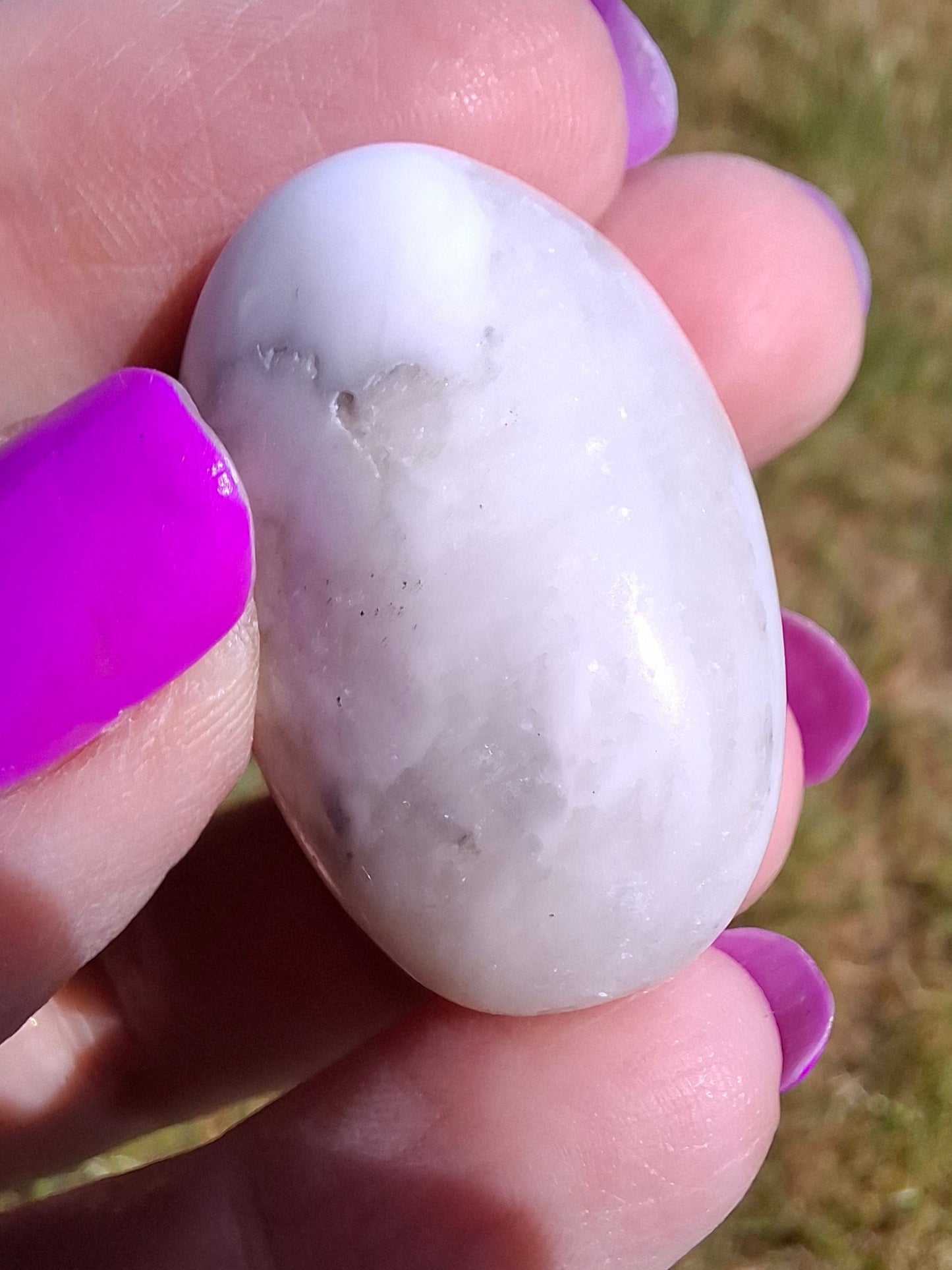 Howlite, Tumble Stone, Crystal (Ref: T43)