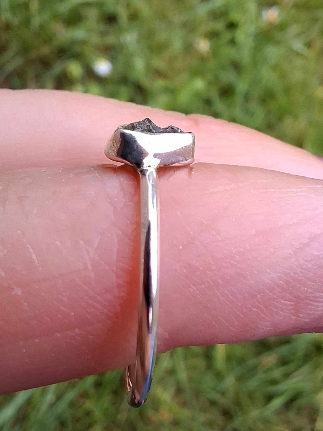 Moldavite Ring, size large L/small M, 925 Silver, Tektite (Ref: R50)