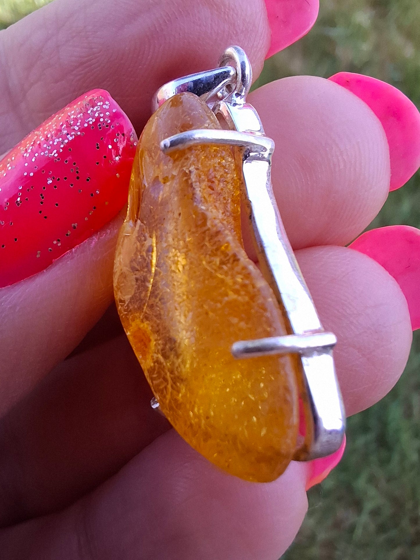 Baltic Amber Pendant, 925 Silver, Fossil (Ref: AP14)