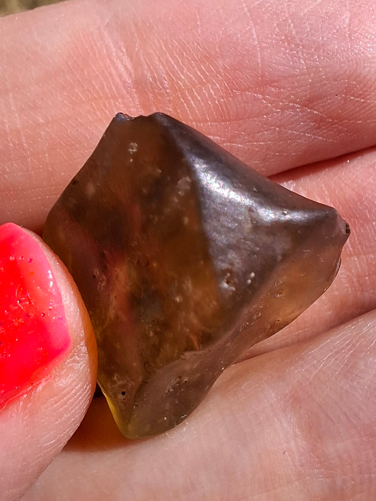 Libyan Desert Glass (darker) Piece, 6.82g, Tektite (Ref: L1365)