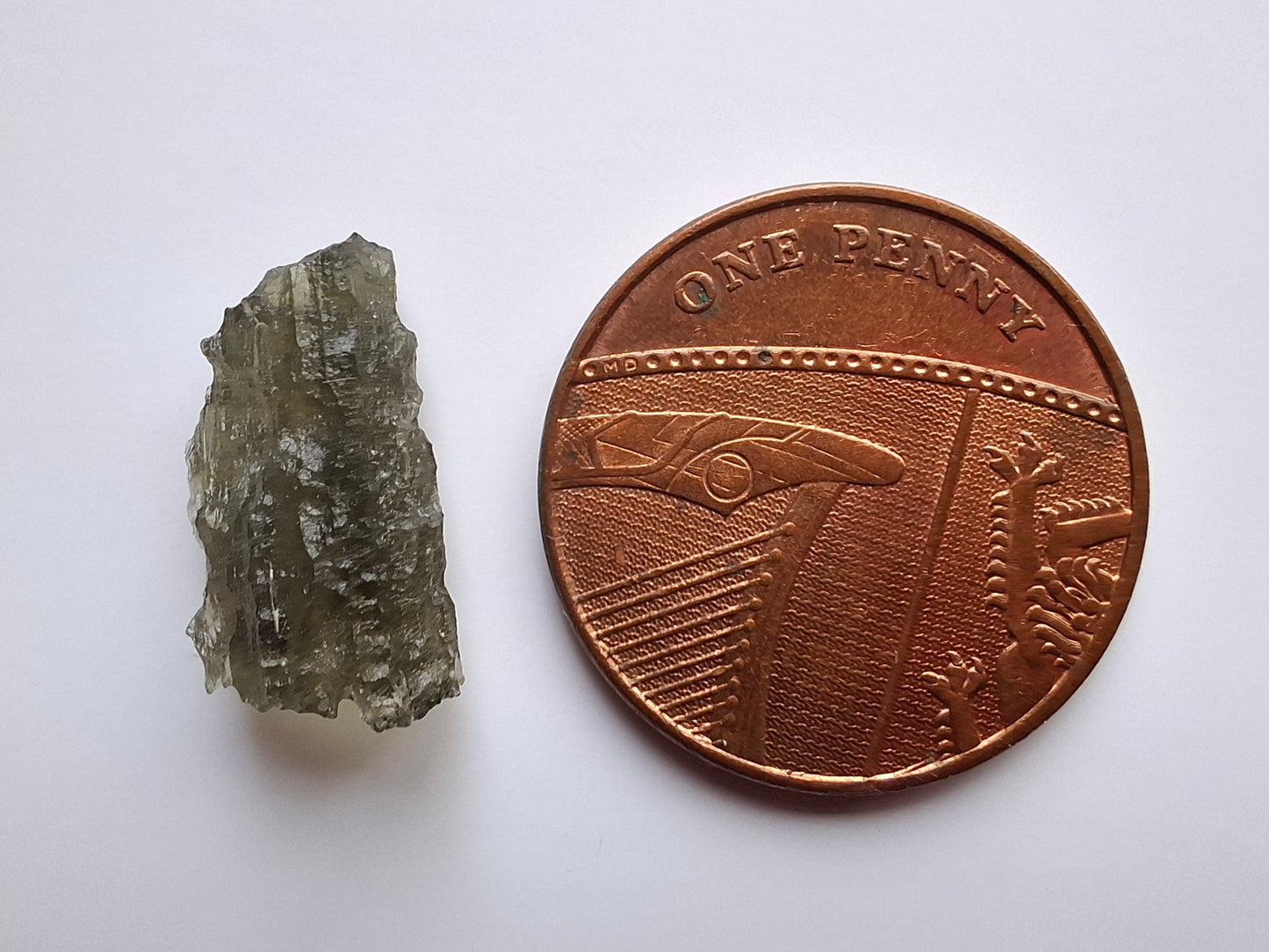 Moldavite Piece, 0.65g, Tektite (Ref: 1410)