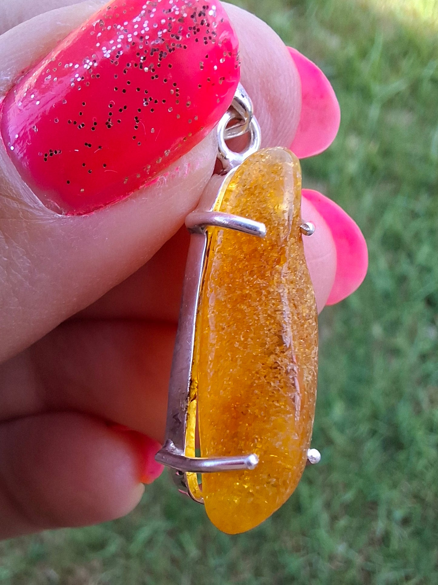 Baltic Amber Pendant, 925 Silver, Fossil (Ref: AP9)