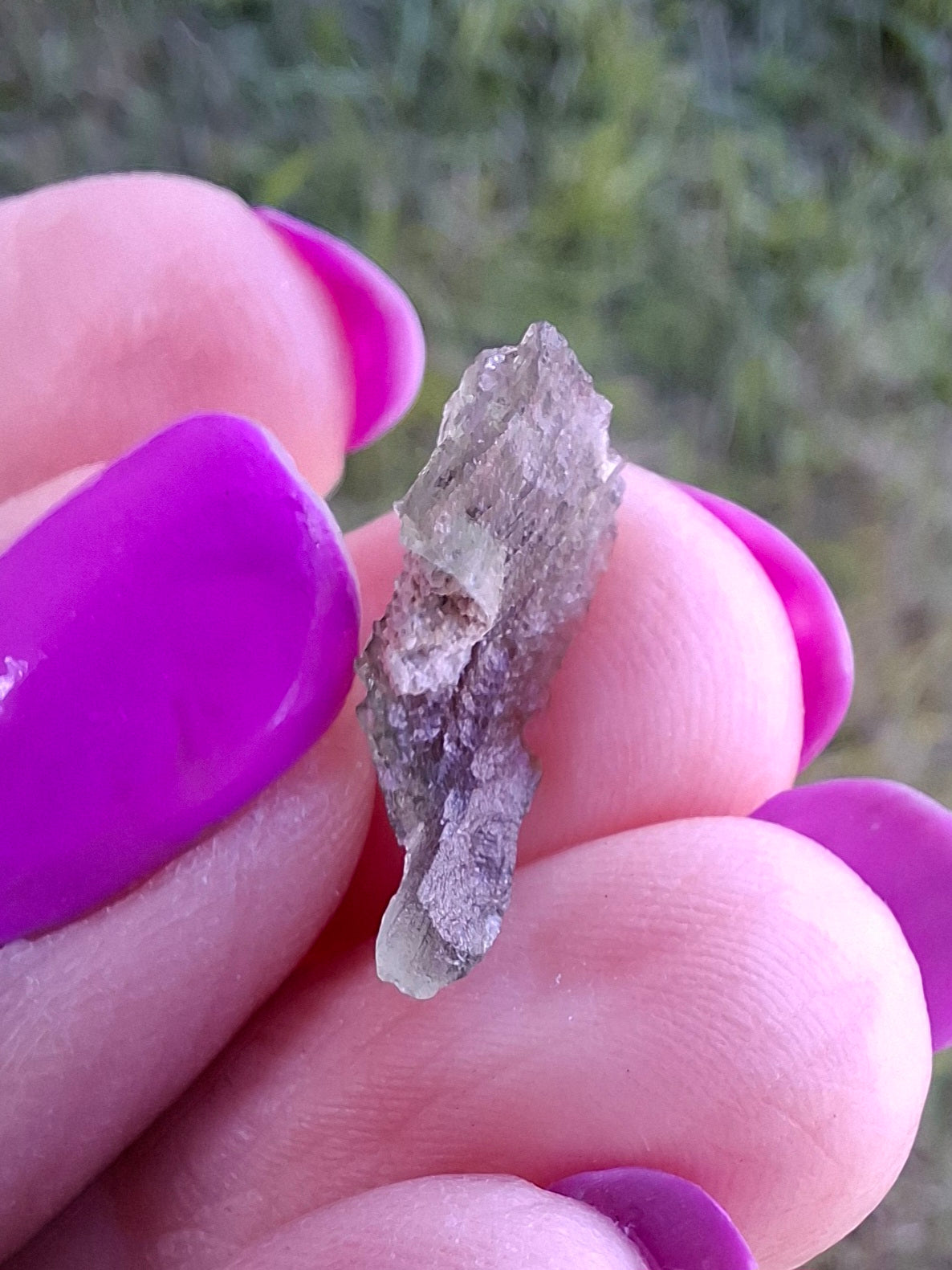 Moldavite Piece, 0.48g, Tektite (Ref: 1463)