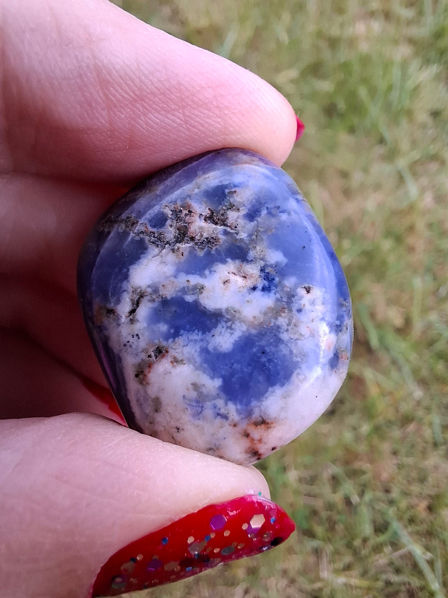 Sodalite, Tumble Stone, Crystal (Ref: T154)