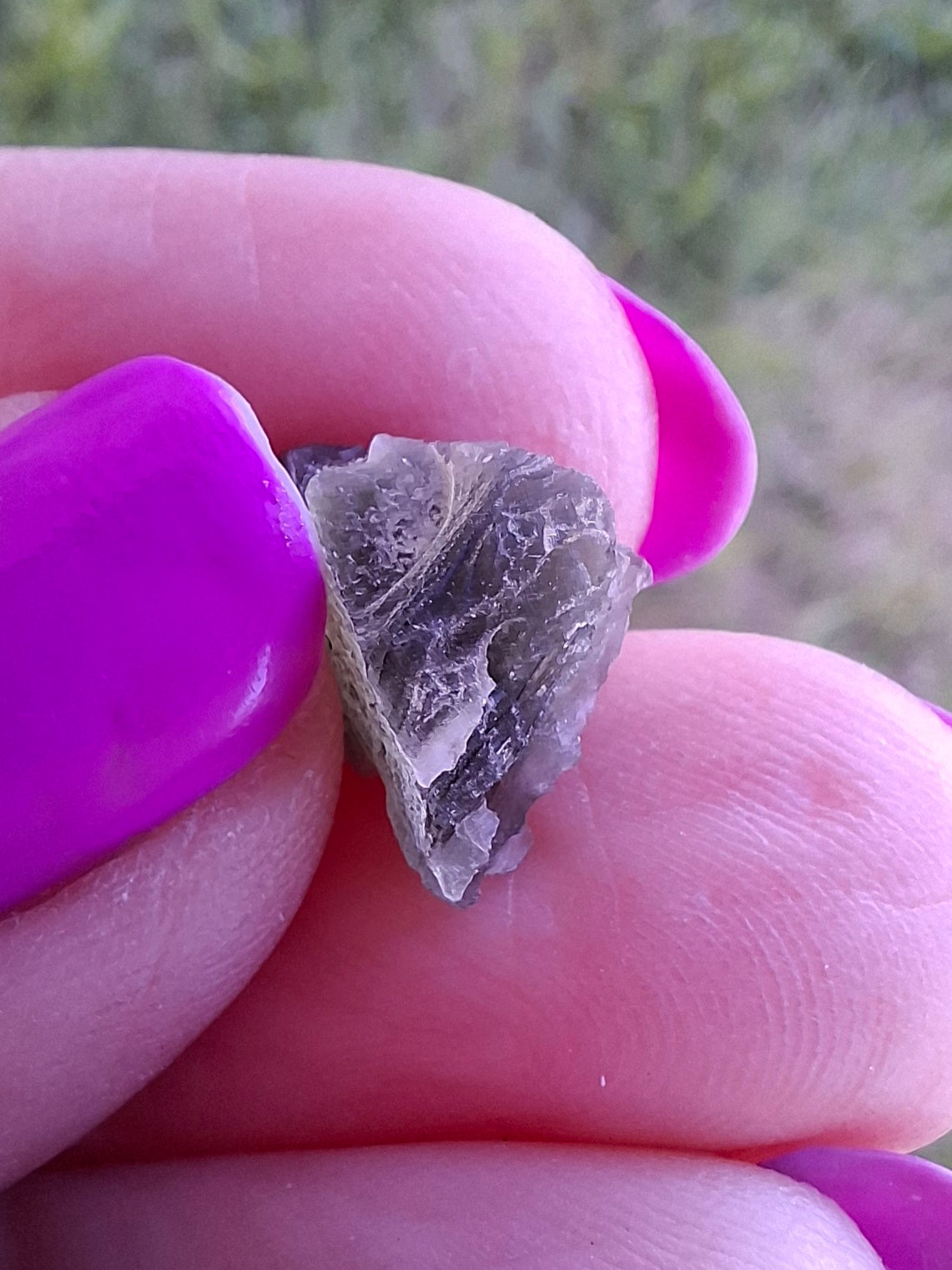Moldavite Piece, 0.85g, Tektite (Ref: 1462)