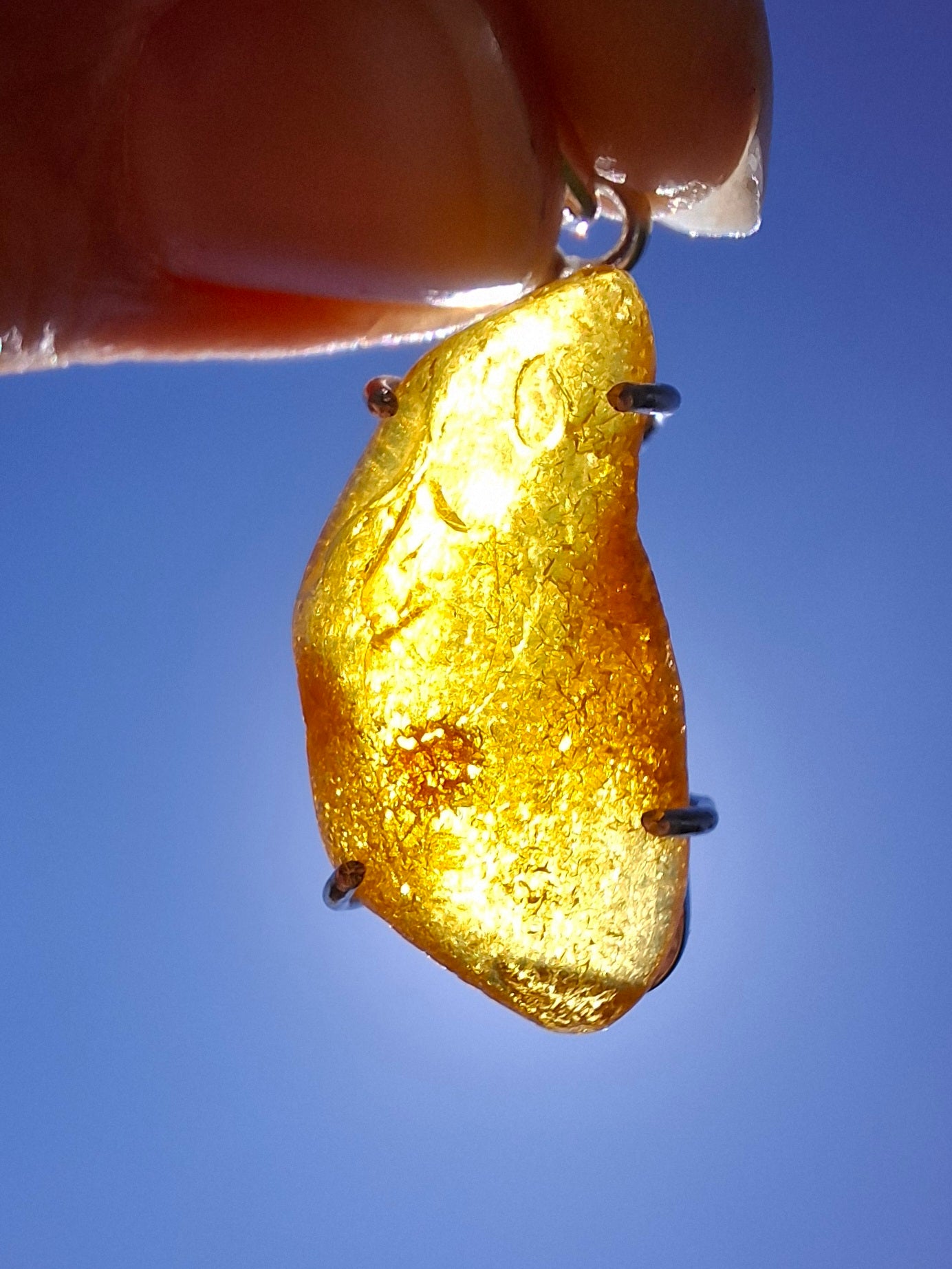 Baltic Amber Pendant, 925 Silver, Fossil (Ref: AP14)