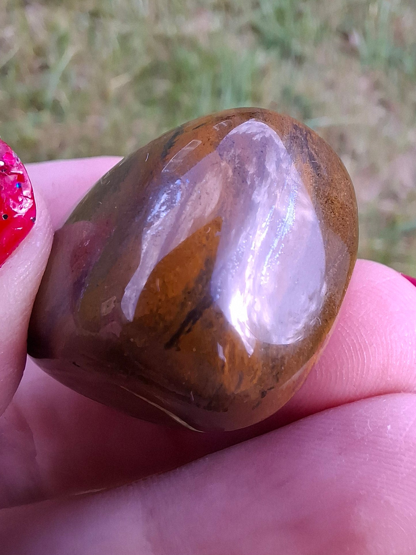 Tigers Eye, Tumble Stone, Crystal (Ref: T131)