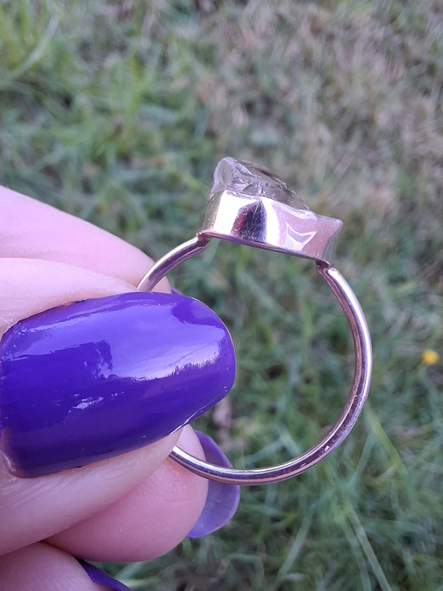 Libyan Desert Glass Ring, size small R, 925 Silver, Tektite (Ref: LR38)