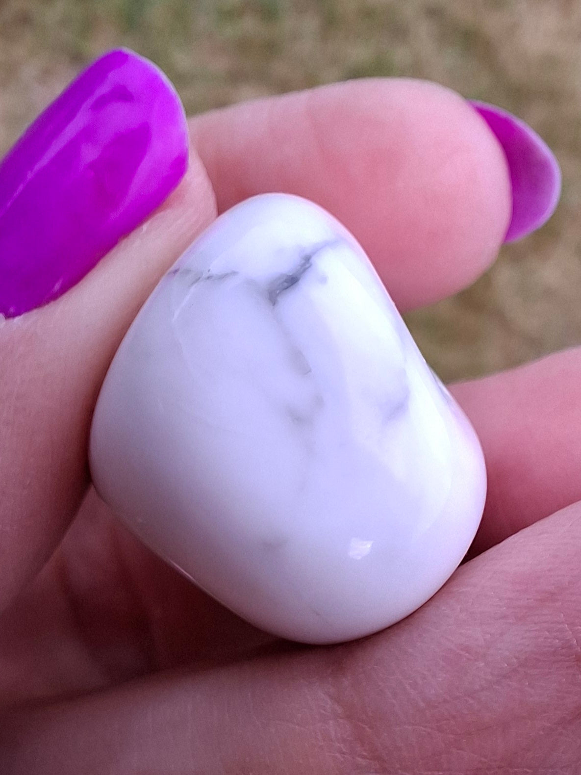 Howlite, Tumble Stone, Crystal (Ref: T36)
