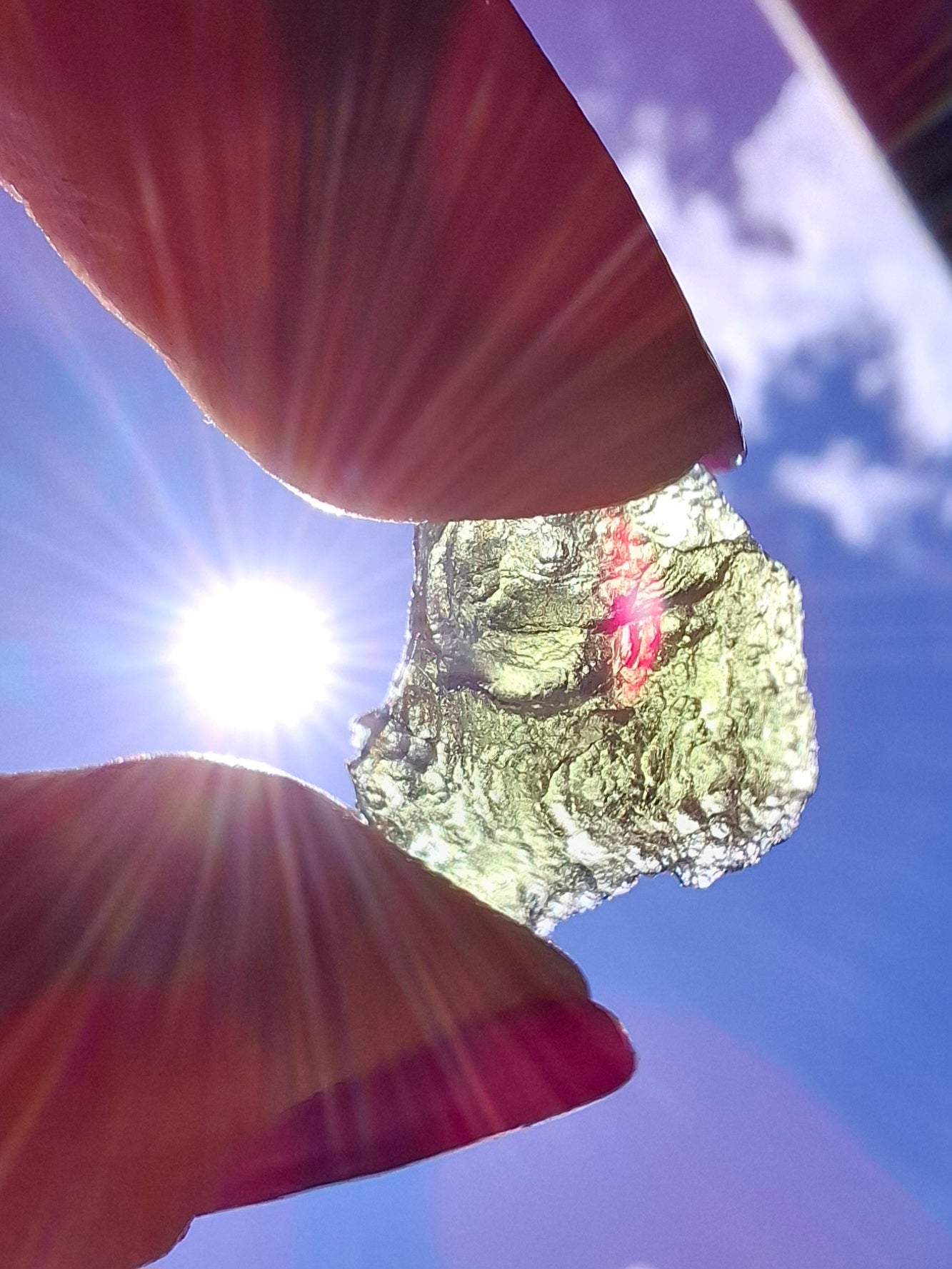 Moldavite Piece, 1.92g, Tektite (Ref: 1426)