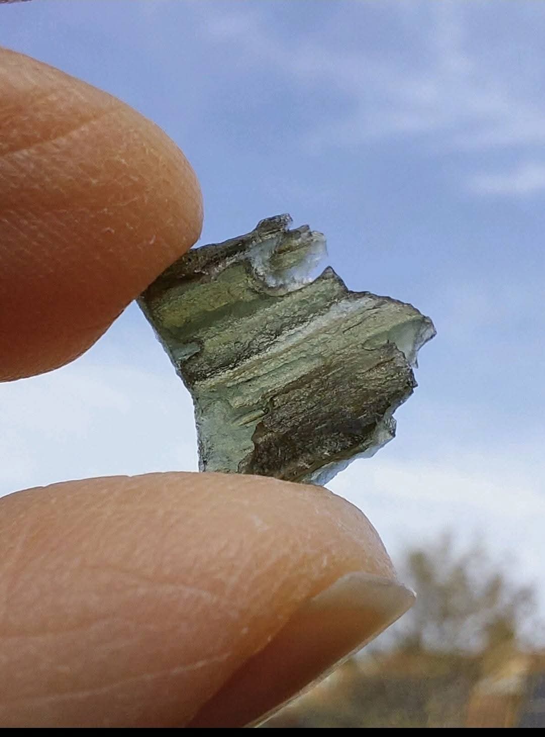 Moldavite Piece, 0.75g, Tektite (Ref: 889a)