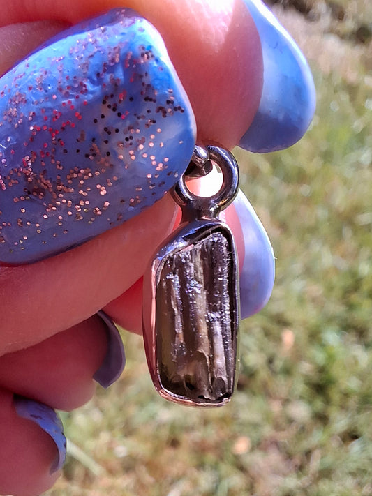 Moldavite Pendant, 925 Silver, Tektite (Ref: P91)