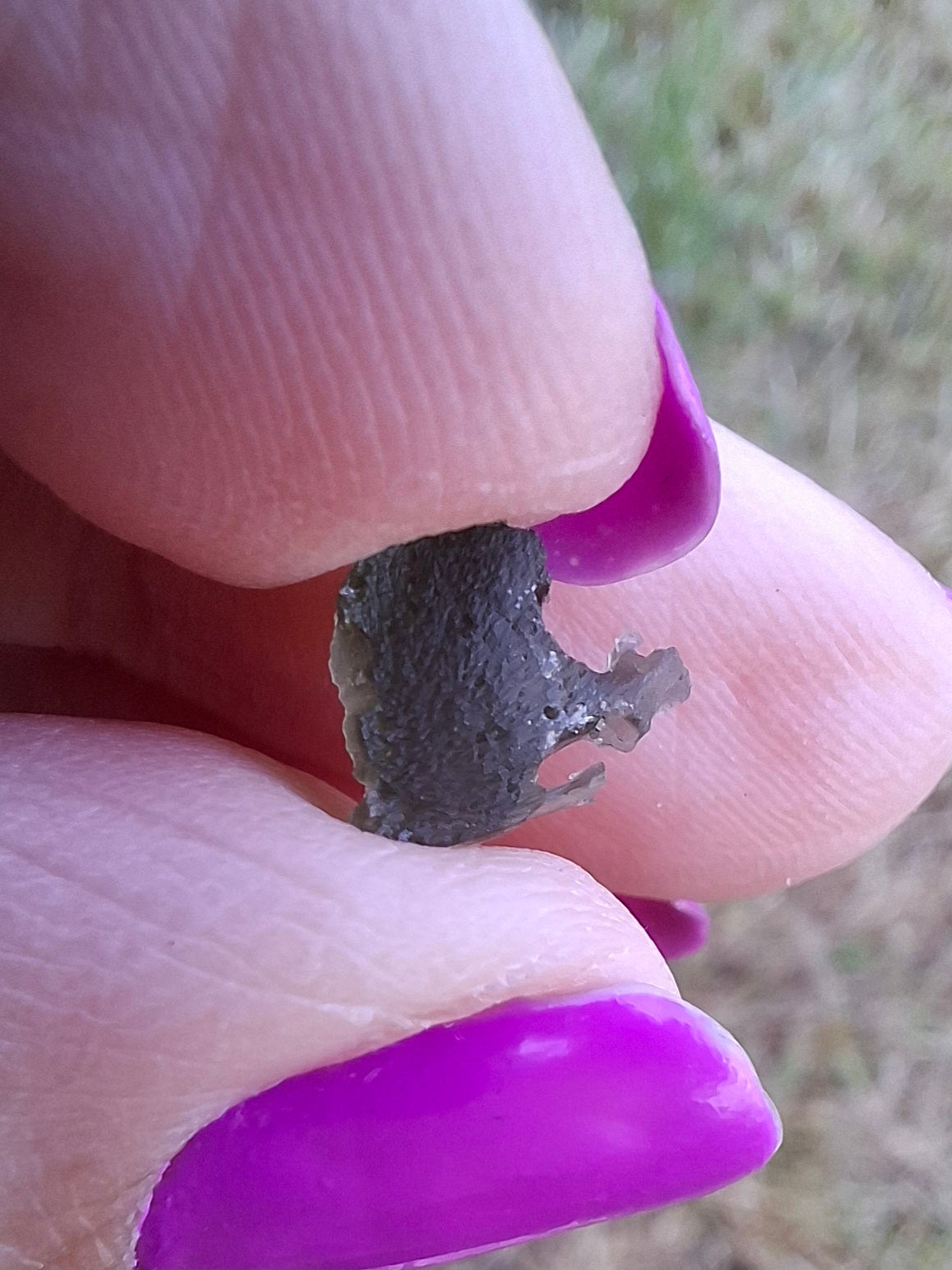 Moldavite Piece, 0.53g, Tektite (Ref: 1446)